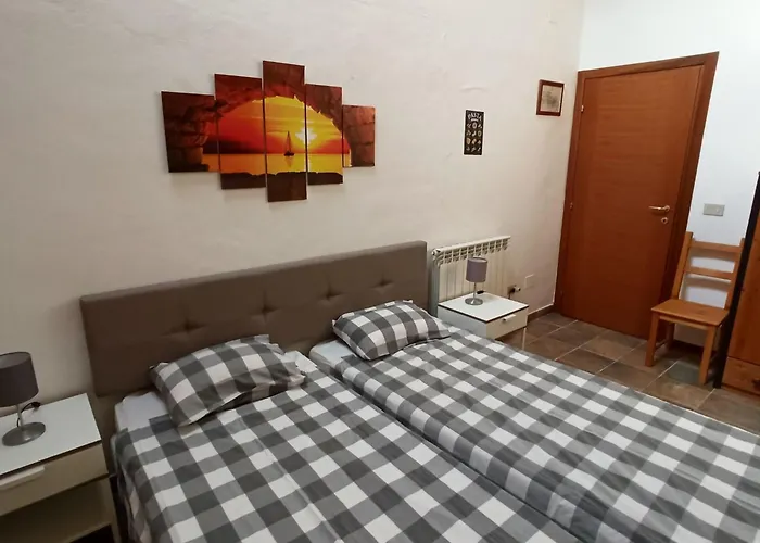 App- Palazzo By Interhome Arcevia